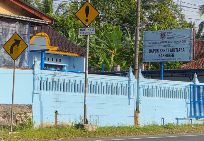 Ketpot: Dapur Sehat Mutiara Baregbeg Ciamis yang tidak beroperasional Ketpot: Dapur Sehat Mutiara Baregbeg Ciamis yang tidak beroperasional