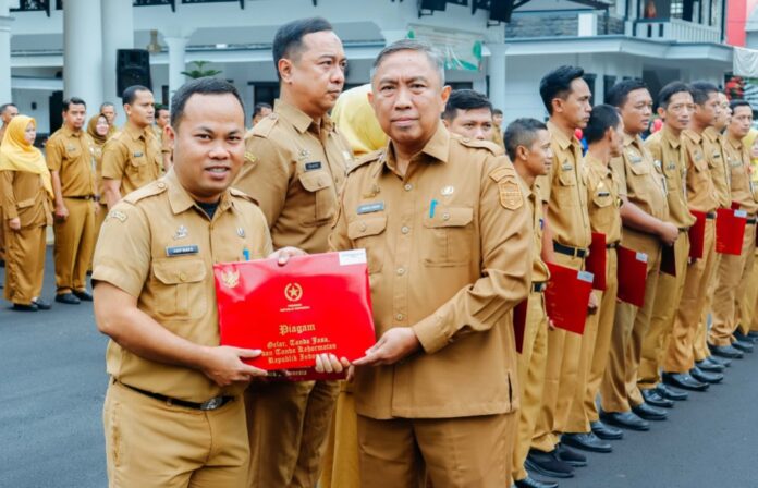 IMG-20251215-WA0030_copy_1068x687 Satyalancana Karya Satya fokusjabar.id