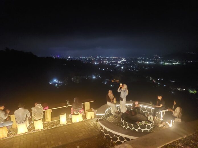 teras langit kota banjar@fokusjabar.id