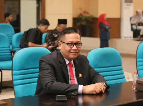 Ketua Fraksi PDI Perjuangan DPRD Kabupaten Tasikmalaya, Nanang Romli, Soroti Masa Depan PPPK Paruh Waktu