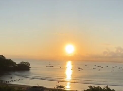 sunset pantai pangandaran@fokusjabar.id