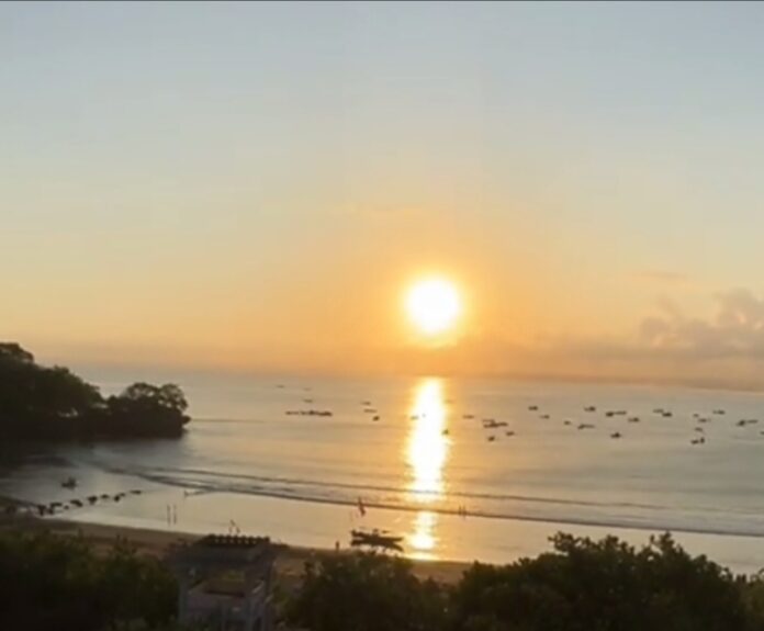 sunset pantai pangandaran@fokusjabar.id