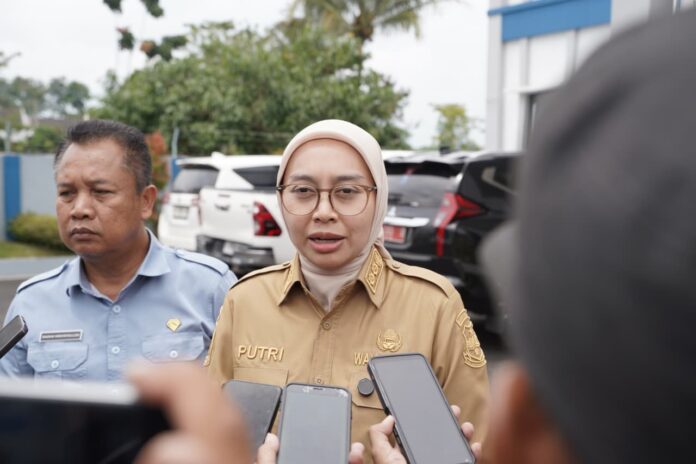 Putri Karlina Tirta Intan fokusjabar.id
