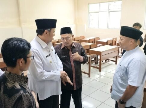 Jalan Rusak Taikmalaya FOKUSJabar.id