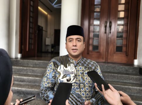 erwin masih ngantor di bale kota bandung@fokusjabar.id