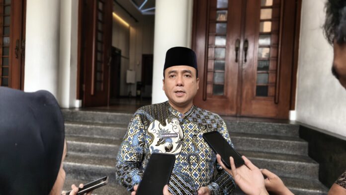 erwin masih ngantor di bale kota bandung@fokusjabar.id