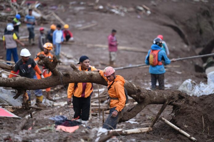 494abb16-e4c9-4f12-b5bc-09dc5a84fc57 Longsor Cisarua KBB fokusjabar.id