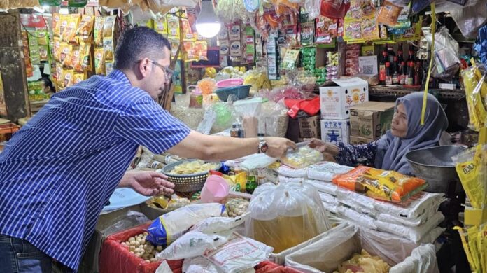 Sentuh Langsung Pelaku Usaha, bank bjb Ekspansi Layanan di Pasar Kebayoran Lama
