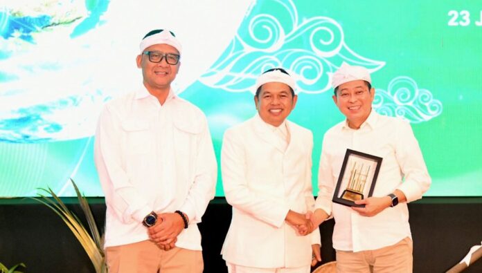 a5580be5-4202-44b3-88ba-f93c83e8ea5c Gubernur Jabar komisaris bjb fokusjabar.id