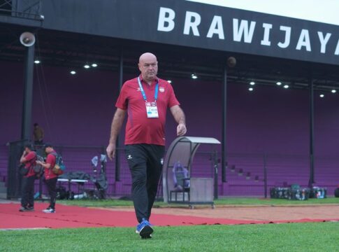 Pelatih Persib fokusjabar.id