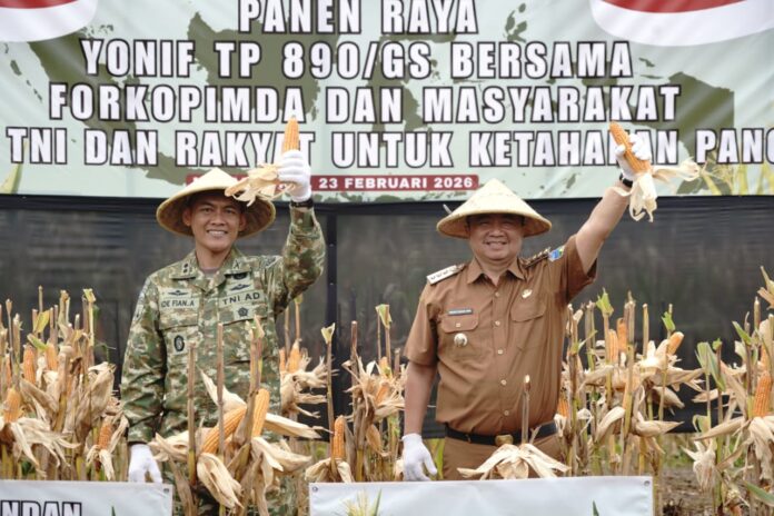 Bupati Garut panen jagung fokusjabar.id