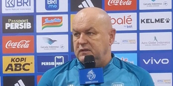 Bojan Hodak Dion fokusjabar.id