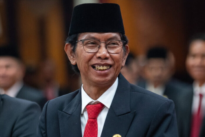 Ketua DPRD Kota Surabaya fokusjabar.id