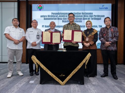 bank bjb Dorong Desa Mandiri Melalui Kerja Sama dengan Kemendesa PDT