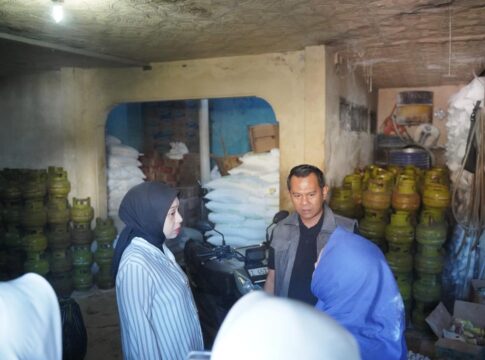 Putri Karlina Pasar Andir fokusjabar.id