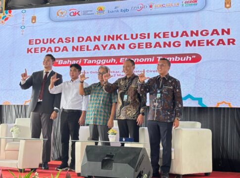 Bangun Bahari Tangguh, bank bjb Perkuat Kapasitas Finansial Masyarakat Pesisir