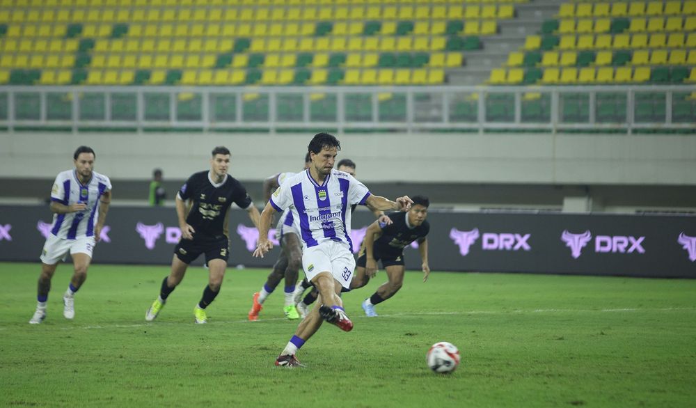 Dewa United dan Persib Bandung Berbagi Poin