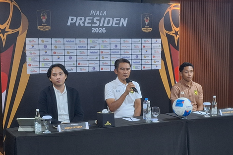 oto: Pelatih Tampines Rovers saat konferensi pers menjelang pertandingan Piala Presiden Elite 2026. (Arif) BANDUNG, FOKUSjabar.id
