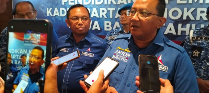 Ketua DPD Partai Demokrat Jawa Barat Anton Sukartono Suratto, (FokusJabar.id/Yusuf Mugni) BANDUNG, FOKUSJabar.id