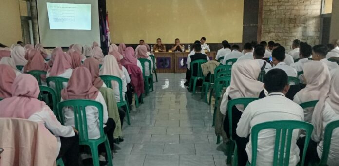 Ketpot: Kadinsos Ikhsan Arsad dihadapan pendamping program keluarga harapan (PKH) CIAMIS, FOKUSJabar.id