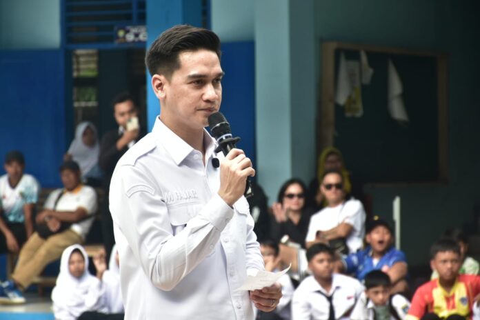Wakil Bupati Sumedang M. Fajar Aldila saat menghadiri penutupan SPARTAN 3X3 SPENDASU Basketball 2026 memperingati Hari Ulang Tahun ke-70 SMP Negeri 2 Sumedang, di GOR SMPN 2 Sumedang, Rabu (29/7/2026). SUMEDANG, FOKUSJabar.id