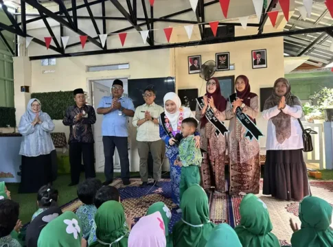 Lewat Program NYABA, Bunda PAUD Kota Depok Cing Ikah Sambangi RA Daarul Fikri Beji!