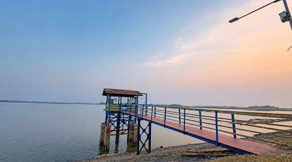 Waduk Cipancuh, Indramayu. FOTO/Urutan Waktu Indramayu, FOKUSJabar,id