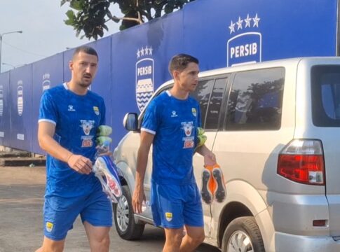 Luka Menalo persib fokusjabar.id