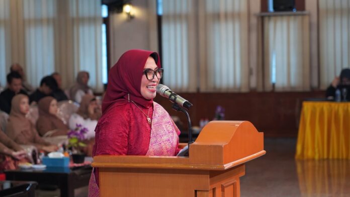 Kepala Dinas Kesehatan Kabupaten Bogor, Dr. dr. Fusia Meisiawaty, S.H., M.H.Kes., MARS., C.M.Med. BOGOR, FOKUSJabar.id