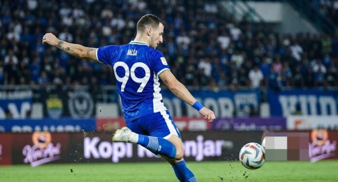 29ade1af-3cd5-4528-9129-8b0ece54f072 Umuh Muchtar Persib fokusjabar.id