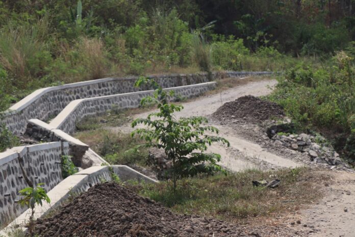 Pemkab Sumedang Siapkan Trase Baru Jalan Haurpapak untuk Atasi Jalan Amblas SUMEDANG, FOKUSJabar.id