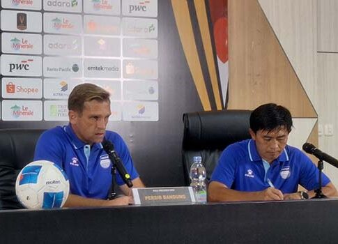 Pelatih Persib Igor Tolic