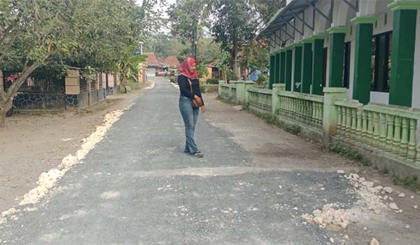 Jalan Ciherang Banjarsari