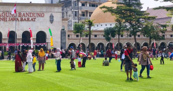 Alun-alun Bandung fokusjabar.id