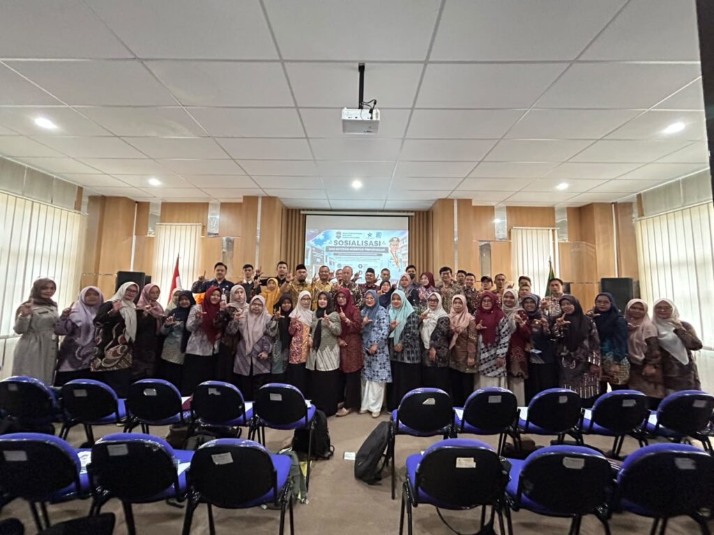 Sosialisasi dan Advokasi Akreditasi Perpustakaan SMP Negeri di Aula Dispusip Ciamis