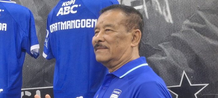 Umuh Muchtar persib okusjabar.id